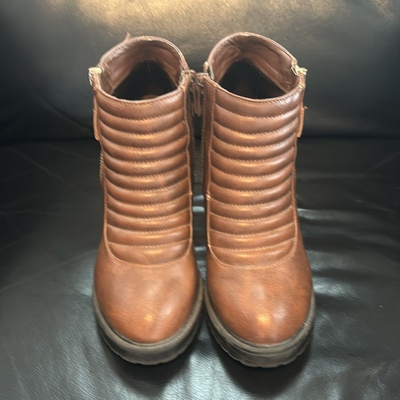 Booties - Picture 2 of 9